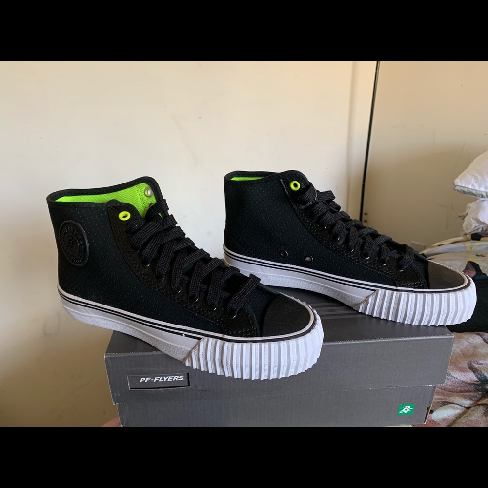 Brand New PF Flyers! Unisex size 7 men’s/8.5 women’s.